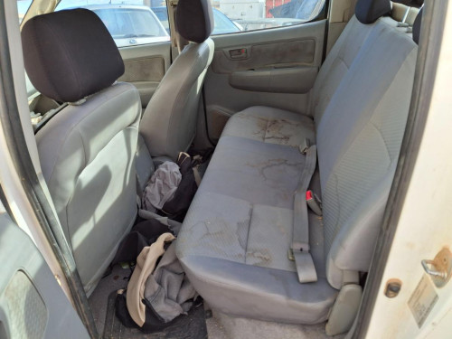 ASIENTOS TRASEROS Toyota HILUX (KUN) 
