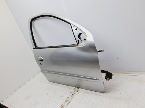 PUERTA DELANTERA DERECHA Peugeot 206 + 