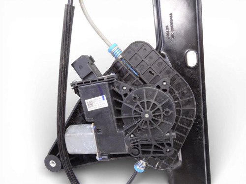 ELEVALUNAS DELANTERO DERECHO used