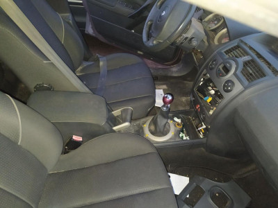 ENGANCHE CINTURON DELANTERO DERECHO, RENAULT, MEGANE II CLASSIC BERLINA