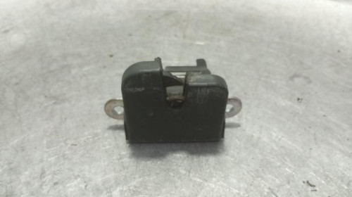 CERRADURA MALETERO / PORTON Volkswagen GOLF V (1K1)(10.2003) 