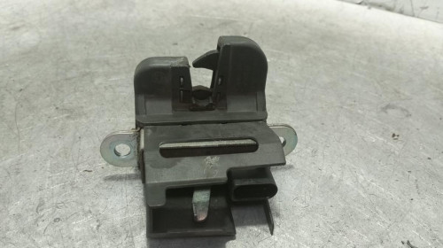 CERRADURA MALETERO / PORTON Volkswagen GOLF V (1K1)(10.2003) 