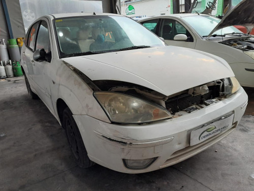  FORD FOCUS BERLINA (CAK) 