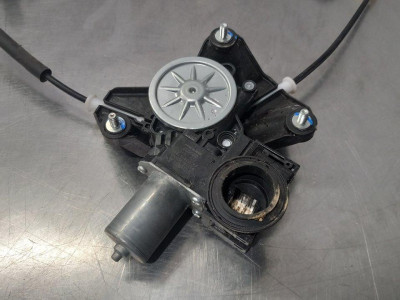 ELEVALUNAS TRASERO DERECHO, TOYOTA, YARIS CROSS