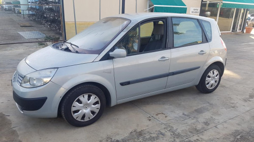  Renault Scenic II (JM)(2003->) SIN IDENTIFICAR 