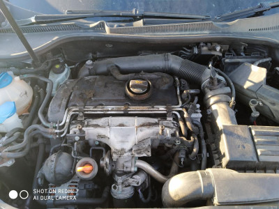 VOLKSWAGEN GOLF V (1K1)(10.2003)