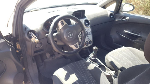  Opel Corsa D (2006->) Limited Edition 