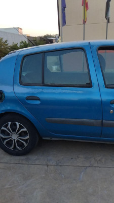 PUERTA TRASERA DERECHA Renault Clio II Fase II (B/CB0)(2001->)