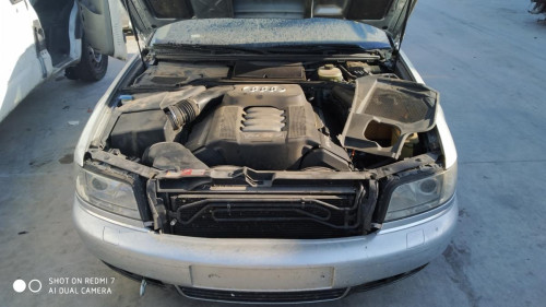  AUDI A8 (D2) 