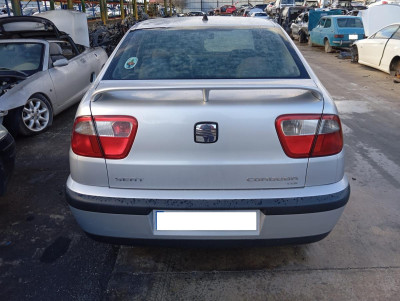 SEAT CORDOBA BERLINA (6K2)