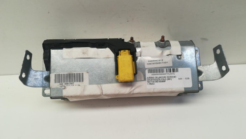  AIRBAG DELANTERO DERECHO 