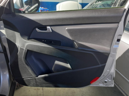 GUARNECIDO PUERTA DELANTERA DERECHA Kia SPORTAGE (SL) 