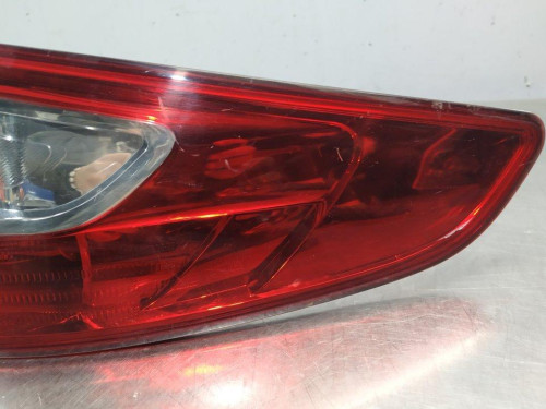  PILOTO TRASERO DERECHO RENAULT FLUENCE 