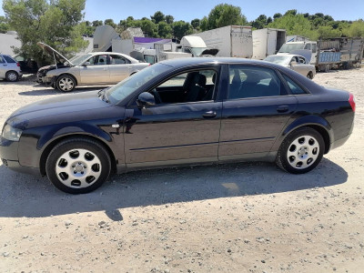 AUDI A4 BERLINA (8E)