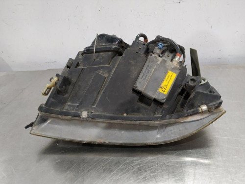  FARO DERECHO AUDI A6 AVANT (4B5) 