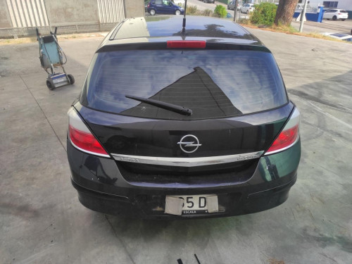 OPEL ASTRA H BERLINA — автомобиль-донор на запчасти 