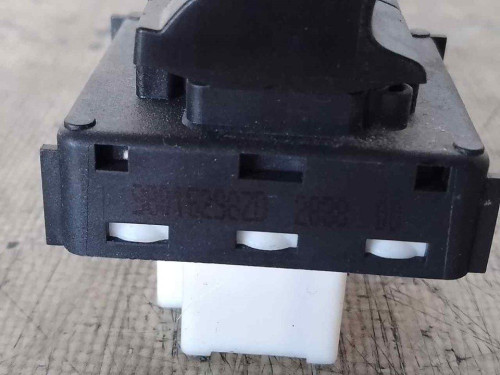 MANDO ELEVALUNAS DELANTERO IZQUIERDO CITROEN C3 AIRCROSS 