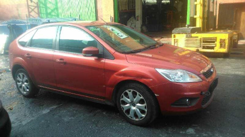  FORD FOCUS BERLINA (CB4) 
