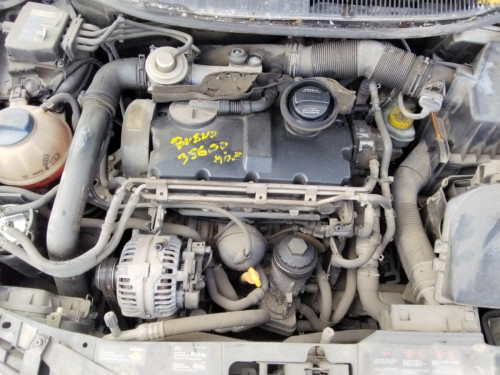 SEAT IBIZA (6L1) — vehículo donante para recambios 