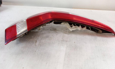 PILOTO TRASERO DERECHO