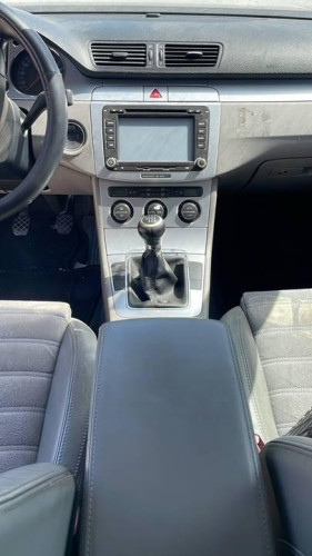 VOLKSWAGEN PASSAT BERLINA (3C2) — vehículo donante para recambios 