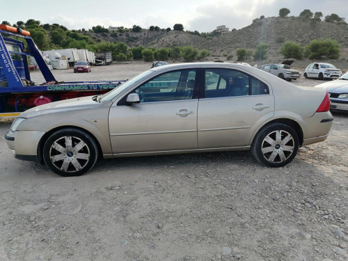 FORD MONDEO BERLINA (GE) — автомобиль-донор на запчасти 