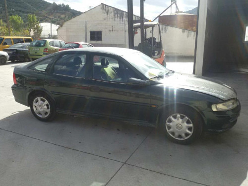  OPEL VECTRA B BERLINA 