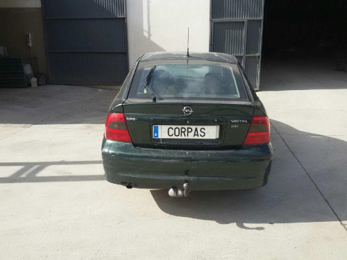  OPEL VECTRA B BERLINA 