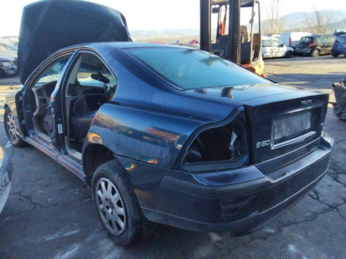  VOLVO S60 BERLINA 