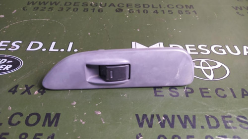 MANDO ELEVALUNAS TRASERO IZQUIERDO Toyota LAND CRUISER (J9) 