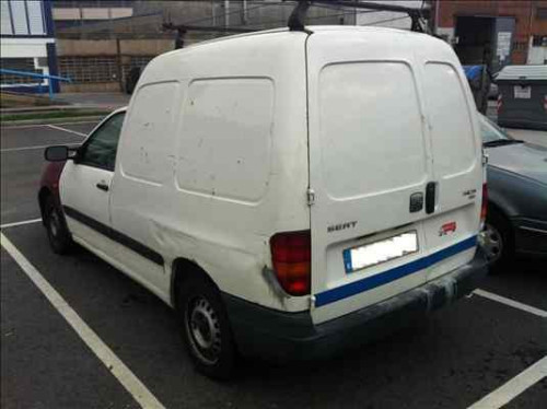  SEAT 