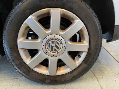 VOLKSWAGEN TOURAN (1T2)