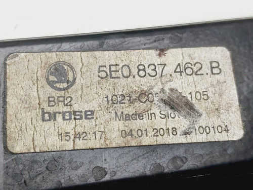 ELEVALUNAS DELANTERO DERECHO SKODA OCTAVIA COMBI (5E5) 