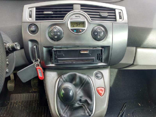  RENAULT SCENIC II (JM) 
