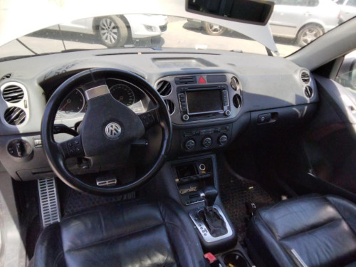  VOLKSWAGEN TIGUAN (5N1) 