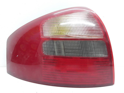 PILOTO TRASERO IZQUIERDO AUDI A6 BERLINA (4B2) 