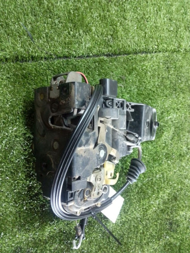 CERRADURA PUERTA DELANTERA DERECHA Volkswagen GOLF IV BERLINA (1J1)(10.1997) 