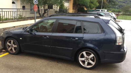 SAAB 9-3 FAMILIAR — vehículo donante para recambios 