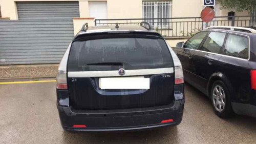 SAAB 9-3 FAMILIAR — vehículo donante para recambios 