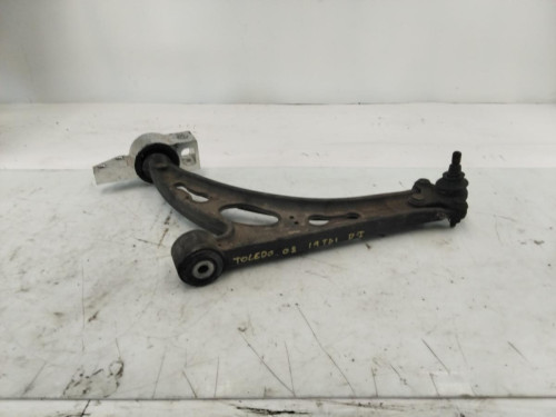 BRAZO SUSPENSION INFERIOR DELANTERO IZQUIERDO 