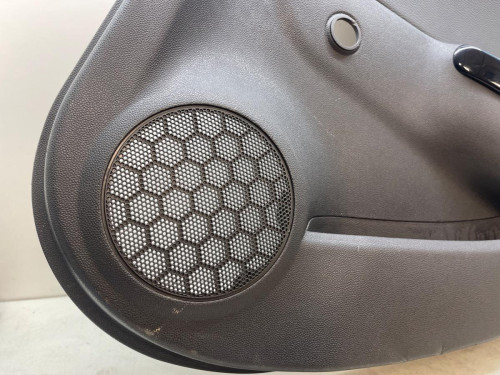 GUARNECIDO PUERTA TRASERA DERECHA Opel CORSA D 