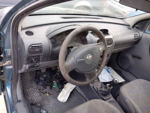  OPEL CORSA C 