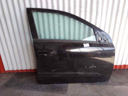 PUERTA DELANTERA DERECHA 