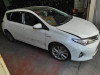 TOYOTA AURIS (E18) — vehículo donante para recambios 