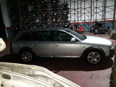 AUDI ALLROAD QUATTRO QUATTRO (4B5)