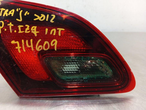  PILOTO TRASERO IZQUIERDO INTERIOR OPEL ASTRA J BERLINA 5P 