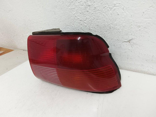 PILOTO TRASERO DERECHO FORD ESCORT BERL./TURNIER 