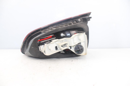 PILOTO TRASERO IZQUIERDO INTERIOR VOLKSWAGEN GOLF VII (5G1/BE1) 