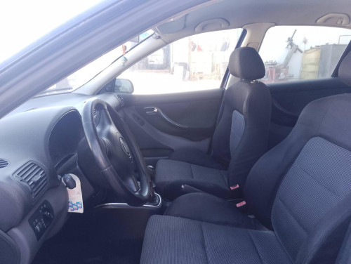 SEAT LEON (1M1) — автомобиль-донор на запчасти 