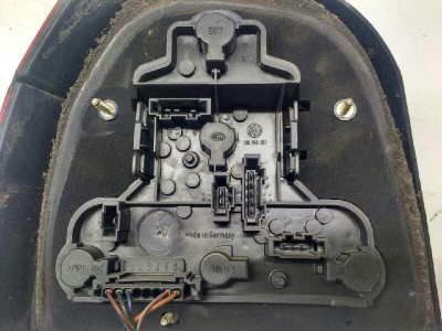 PILOTO TRASERO DERECHO, VOLKSWAGEN, GOLF III (1H1)(11.1991)